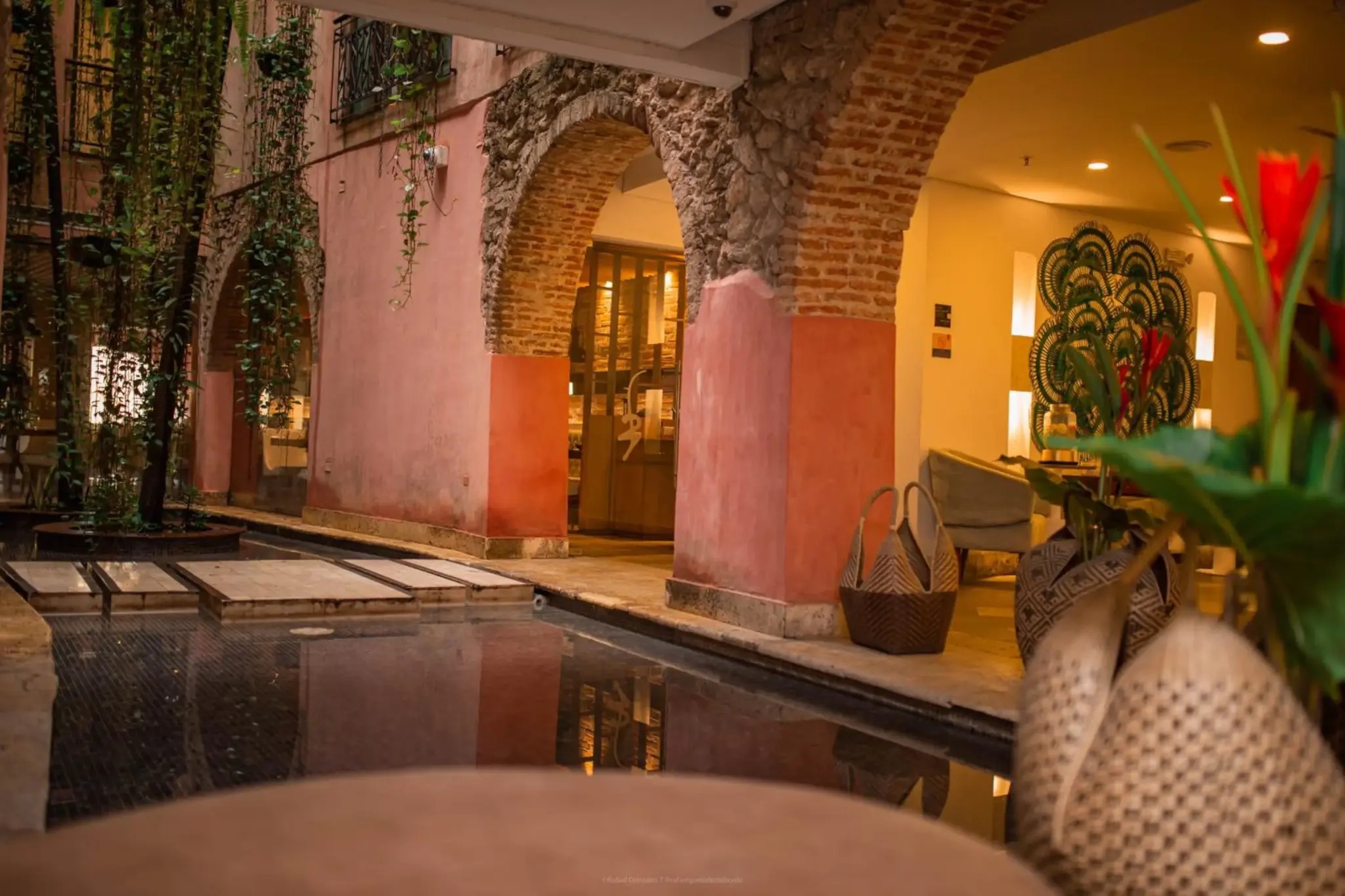 SANTA CATALINA HOTEL